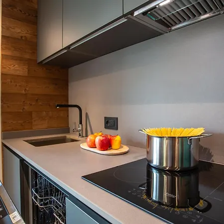 Flora Alpina Experience - Ski-to-door Brand New With Indoor Garage&mountain View Appartement *